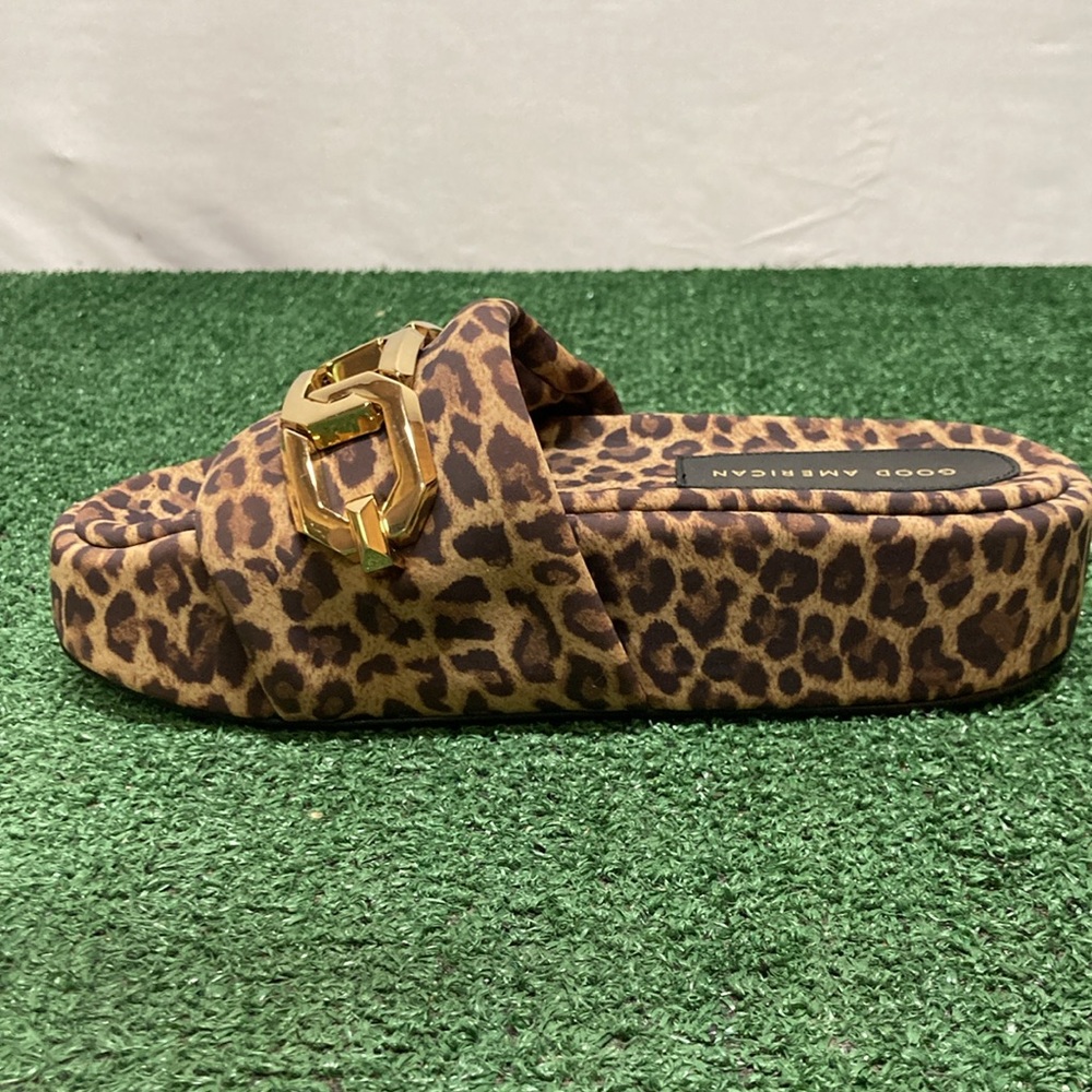 Good American Leopard Print Platform Slide Sandals with Gold Chain - Picture 8 of 10